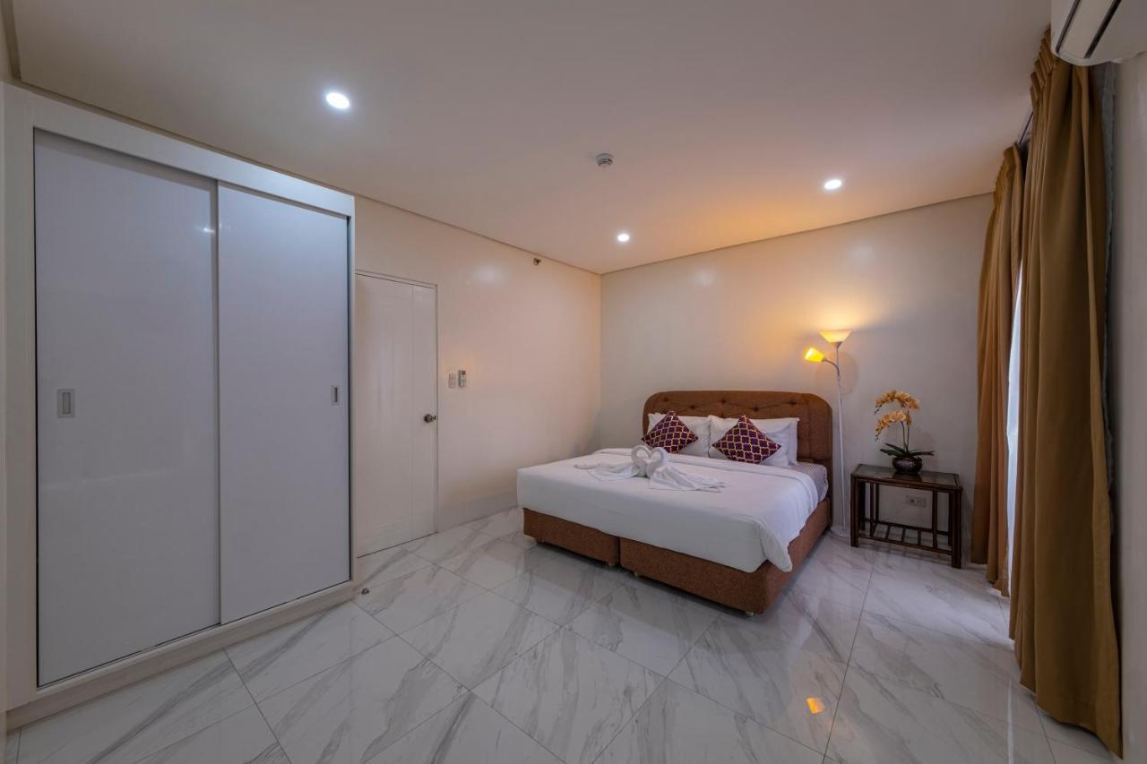Cebu Family Suites Powered By Cocotel Exterior photo